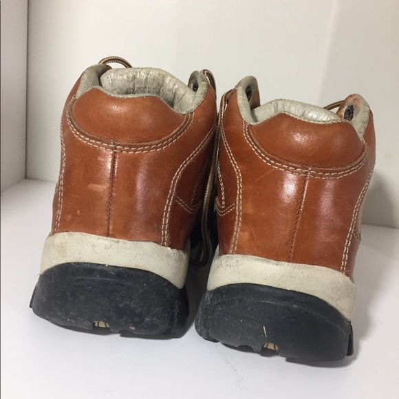 Hiking Boots - Picture 5 of 6